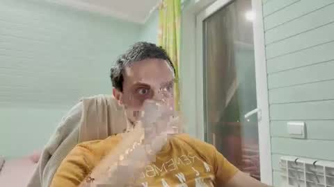 Henry online show from October 2025 06:28:02 PM