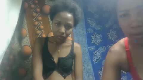 honey00069 online show from April 2026 12:43:01 PM