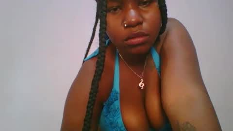 honey_beb online show from November 2025 06:46:01 AM