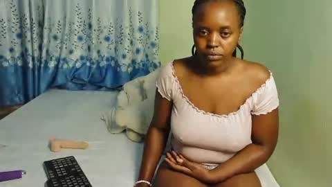 Snapshot of honey_caddy chatting on July 2026 04:02:01 PM honey_caddy online show from July 2026 04:02:01 PM