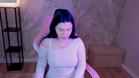 Honey online show from June 2026 02:01:02 AM