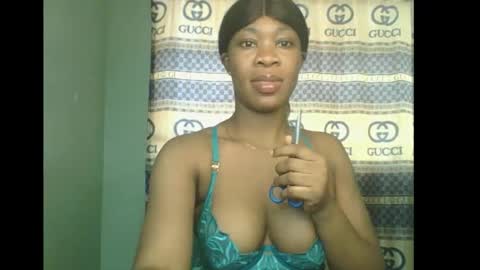 Flora online show from November 2025 09:10:02 AM