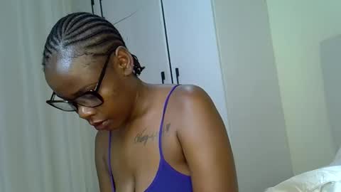 honey drop online show from April 2026 09:12:02 PM