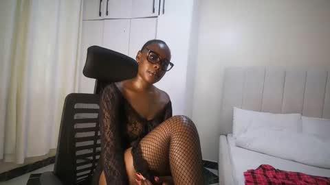 honey drop online show from April 2026 12:00:02 PM