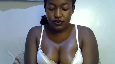 honey_dropp1 online show from May 2026 07:01:01 PM