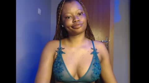 Sonia online show from May 2026 07:06:02 AM