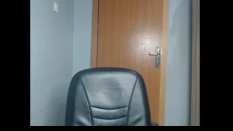 Snapshot of honey_juicydoll chatting on June 2026 07:57:02 AM Sonia online show from June 2026 07:57:02 AM