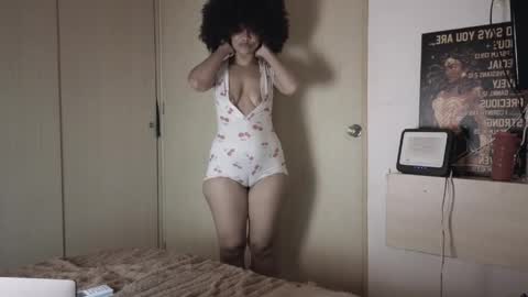 Snapshot of honey_sweet8 chatting on April 2026 09:46:02 AM Honey-Sweett online show from April 2026 09:46:02 AM