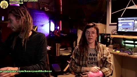 Honey and Bear online show from December 2024 03:51:01 AM