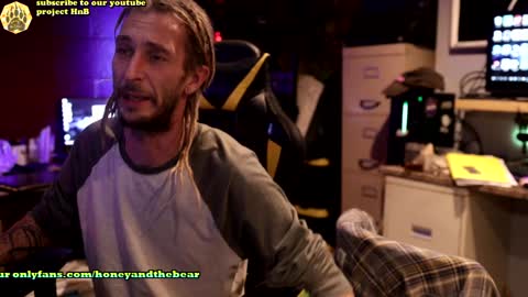 Honey and Bear online show from December 2024 03:28:02 AM