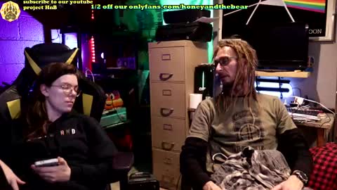Honey and Bear online show from February 2025 03:23:01 AM