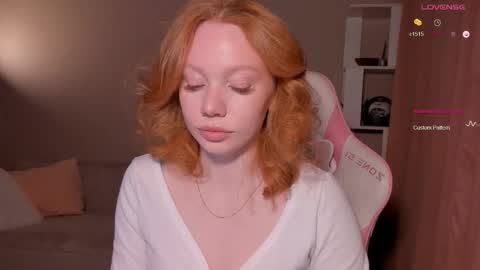 honeyautumn online show from November 2025 10:54:01 PM