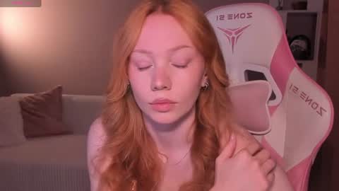Snapshot of honeyautumn chatting on July 2026 07:50:01 PM honeyautumn online show from July 2026 07:50:01 PM
