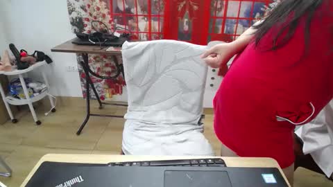 honeybaby2k online show from December 2025 01:55:02 AM