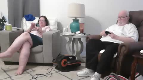 Honey online show from December 2024 06:35:02 PM