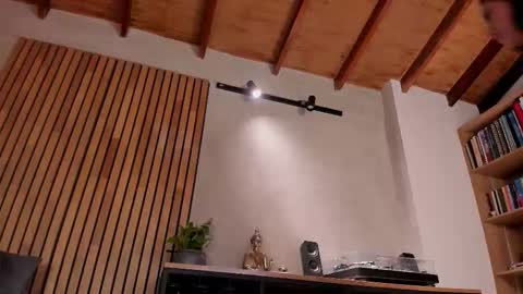 Sofia independent model online show from March 2026 11:58:01 AM