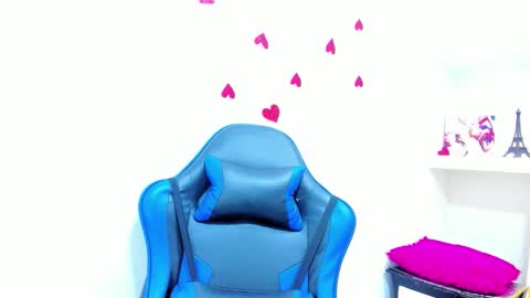 HONEY LUXE online show from March 2026 06:09:01 AM