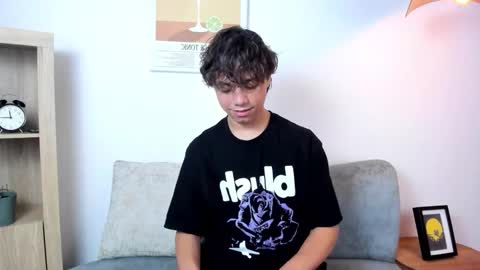 honeymoon_sariel online show from February 2026 01:28:01 PM