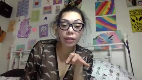 Snapshot of honeyruby chatting on January 2026 04:34:01 PM Ruby Sparks online show from January 2026 04:34:01 PM