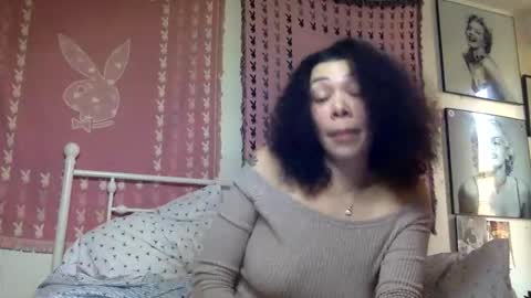 Snapshot of honeyruby chatting on February 2026 04:21:02 PM Ruby Sparks online show from February 2026 04:21:02 PM