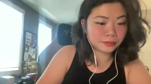 HoneySunshineNeko online show from April 2026 03:58:01 PM