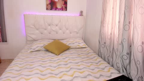 Andrea online show from January 2025 03:11:01 PM