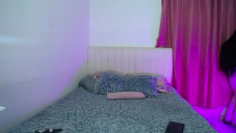 Snapshot of hoot_alicee chatting on June 2026 09:35:02 PM ONLYFANS online show from June 2026 09:35:02 PM
