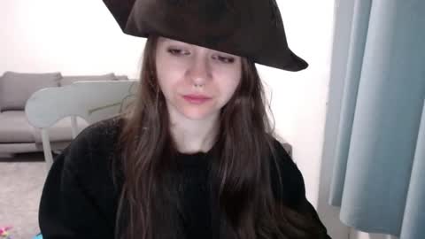 Snapshot of hope_xo chatting on May 2026 10:40:02 PM Hope online show from May 2026 10:40:02 PM