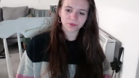 Snapshot of hope_xo chatting on May 2026 08:27:02 PM Hope online show from May 2026 08:27:02 PM