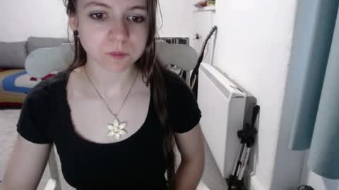 Snapshot of hope_xo chatting on May 2026 07:32:02 PM Hope online show from May 2026 07:32:02 PM