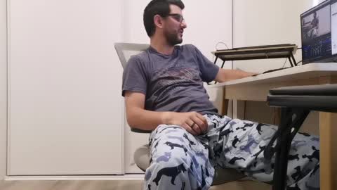 hopefulguy86 online show from May 2026 12:07:01 AM