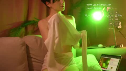 Horney Jozy online show from April 2026 06:12:02 PM