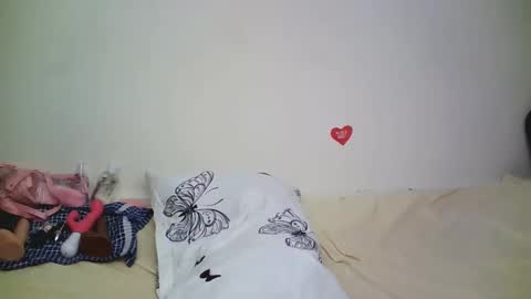 Snapshot of horny_cutiey chatting on April 2026 06:31:02 PM cutiey online show from April 2026 06:31:02 PM