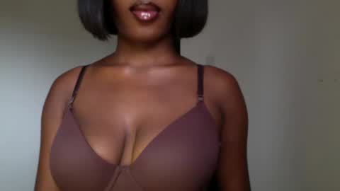 Snapshot of horny_goddess_delilah chatting on May 2026 11:49:01 AM delilah online show from May 2026 11:49:01 AM