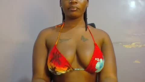 Snapshot of horny_hearts chatting on June 2026 01:37:01 PM phanice online show from June 2026 01:37:01 PM