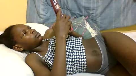 Snapshot of horny_mummie chatting on February 2025 07:05:01 AM andalia online show from February 2025 07:05:01 AM