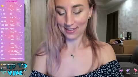 Snapshot of horny_princess_tasha chatting on December 2024 03:14:01 PM Tasha online show from December 2024 03:14:01 PM