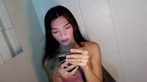 Snapshot of horny_rhiana chatting on July 2026 03:43:01 AM Rhiana online show from July 2026 03:43:01 AM