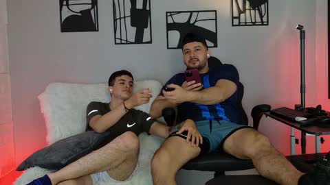 Snapshot of horny_roomies69 chatting on February 2026 12:51:02 AM horny_roomies69 online show from February 2026 12:51:02 AM