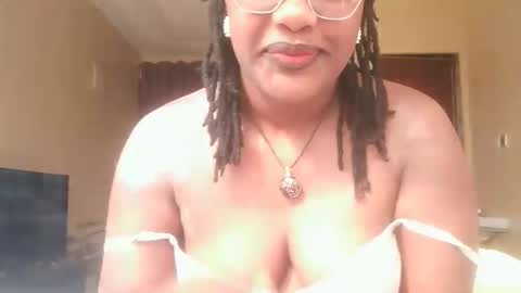 Lucy online show from November 2025 05:54:01 AM