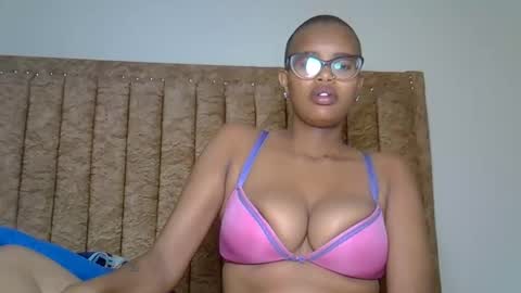 horny_sexy_baby online show from December 2025 01:56:02 AM