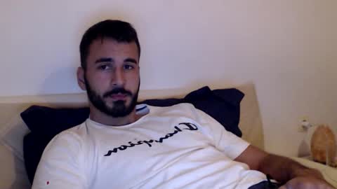 hornyasfuckk33 online show from October 2025 06:05:02 PM