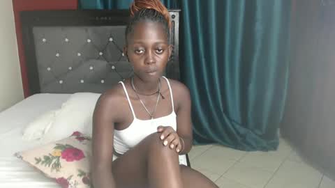 Bella online show from December 2024 08:58:02 PM