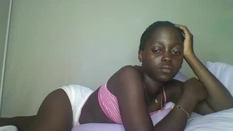 Bella online show from October 2025 06:04:01 AM