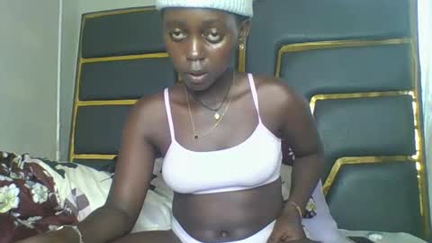 Bella online show from November 2025 11:34:01 AM