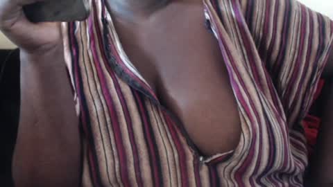 Snapshot of hornybigtitts chatting on February 2025 09:26:02 AM monica zain online show from February 2025 09:26:02 AM