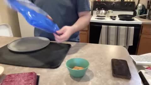 Snapshot of hornychef_92 chatting on May 2026 05:56:01 PM hornychef 92 online show from May 2026 05:56:01 PM