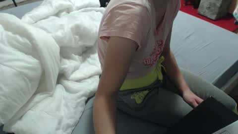 Snapshot of hornycouple21x chatting on October 2025 08:42:01 PM HornyCouple89 online show from October 2025 08:42:01 PM