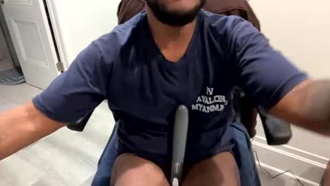 Snapshot of hornyftmguy82 chatting on December 2024 02:25:02 AM hornyftmguy82 online show from December 2024 02:25:02 AM