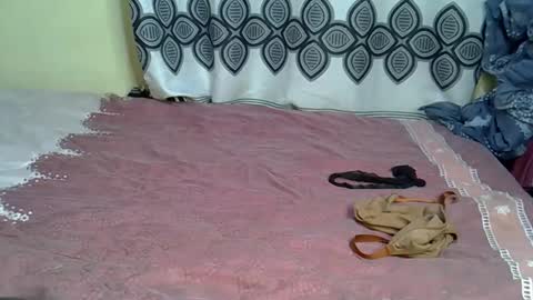 hornygal256 online show from January 2026 08:01:01 PM